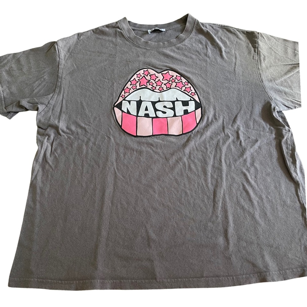 NASH Graphic Tee Womens Medium Gray Pink Star Lips Boxy Recycled Cotton Shirt